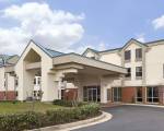 Days Inn & Suites by Wyndham Ridgeland