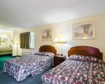 Econo Lodge Colonial