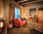 Scottsdale Cottonwoods Resort & Suites