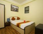 Oyo 156 Hotel Sweet Town