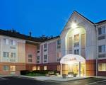 Sonesta Simply Suites Knoxville