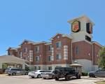 Super 8 by Wyndham Austin/Airport South