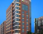 Hyatt Place Dubai Baniyas Square