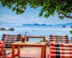 Ten Moons Lipe Resort