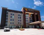 La Quinta Inn & Suites by Wyndham Oklahoma City Airport