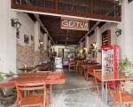 Gotum Hostel & Restaurant