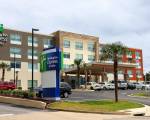 Holiday Inn Express & Suites Alabaster, an IHG Hotel