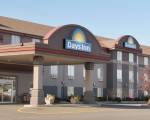 Days Inn & Suites by Wyndham Thunder Bay