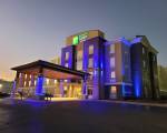 Holiday Inn Express & Suites Starkville, an IHG Hotel