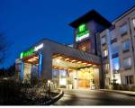 Holiday Inn Express & Suites Langley, an IHG Hotel