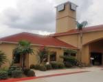 Red Roof Inn & Suites Houston - Humble/IAH Airport