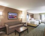 La Quinta Inn & Suites by Wyndham Portland Airport