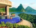 Jade Mountain Resort