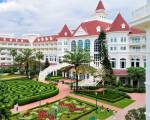 Hong Kong Disneyland Hotel