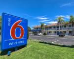 Motel 6 Pomona, CA - Los Angeles