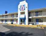 Motel 6 Chicopee, MA - Springfield