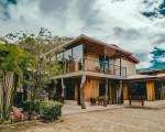 Monteverde Rustic Lodge