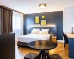 Best Western Plus Suitcase Paris La Defense