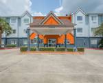 Trident Inn & Suites