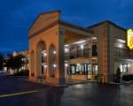 Super 8 by Wyndham Knoxville West/Farragut