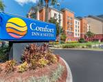 Comfort Inn & Suites Near Universal Orlando Resort - Convention Ctr