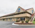 Motel 6 Overland Park, KS