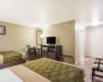 Econolodge Inn & Suites