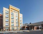 La Quinta Inn & Suites by Wyndham Philadelphia Airport