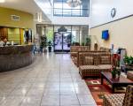 Days Inn & Suites by Wyndham Artesia