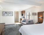 Holiday Inn Express & Suites Boston - Cambridge, an IHG Hotel