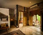 Taman Nauli Bed & Breakfast