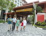 Resorts World Sentosa - Festive Hotel (SG Clean)