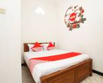 OYO 302 Karolin Homestay