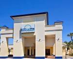 Days Inn by Wyndham Orlando Airport Florida Mall
