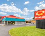 Econo Lodge North