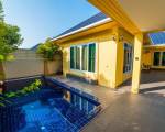 Platinum 3 bedrooms villa pool garden