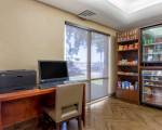 Comfort Inn & Suites Phoenix North / Deer Valley