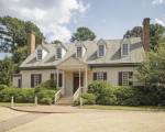 The Colonial Houses - A Colonial Williamsburg Hotel