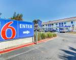 Motel 6 Stockton, CA - Charter Way West