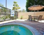 La Quinta Inn & Suites by Wyndham NE Long Beach/Cypress