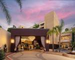 Avenue of the Arts Costa Mesa, a Tribute Portfolio Hotel