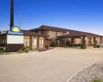 Days Inn by Wyndham Oglesby/ Starved Rock