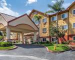 Comfort Suites Near Six Flags Magic Mountain