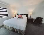 Ramada by Wyndham Los Angeles/Downtown West