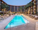 Embassy Suites Phoenix - Biltmore