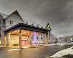 Holiday Inn Express & Suites Lincoln East - White Mountains, an IHG Hotel