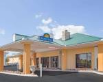 Days Inn by Wyndham Lenoir City