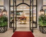 Beverly Hills Plaza Hotel & Spa