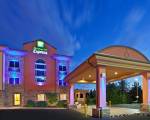 Holiday Inn Express Portland South-Lake Oswego, an IHG Hotel