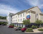 Fairfield Inn & Suites by Marriott State College